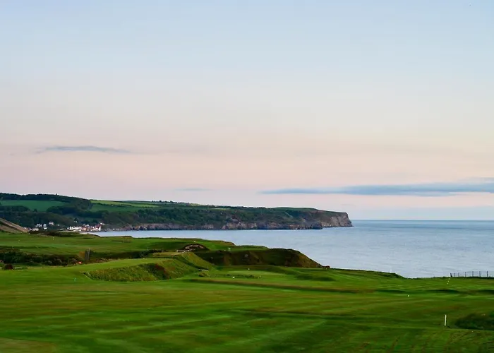 Discover a Range of Whitby Hotels with Travel Republic